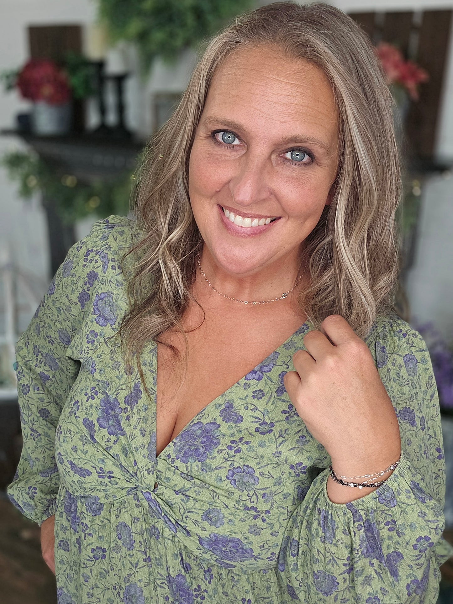 Floral Print Peplum Top by Easel