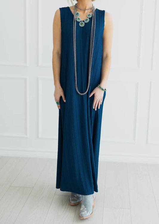 Polly Pleated Maxie Dress