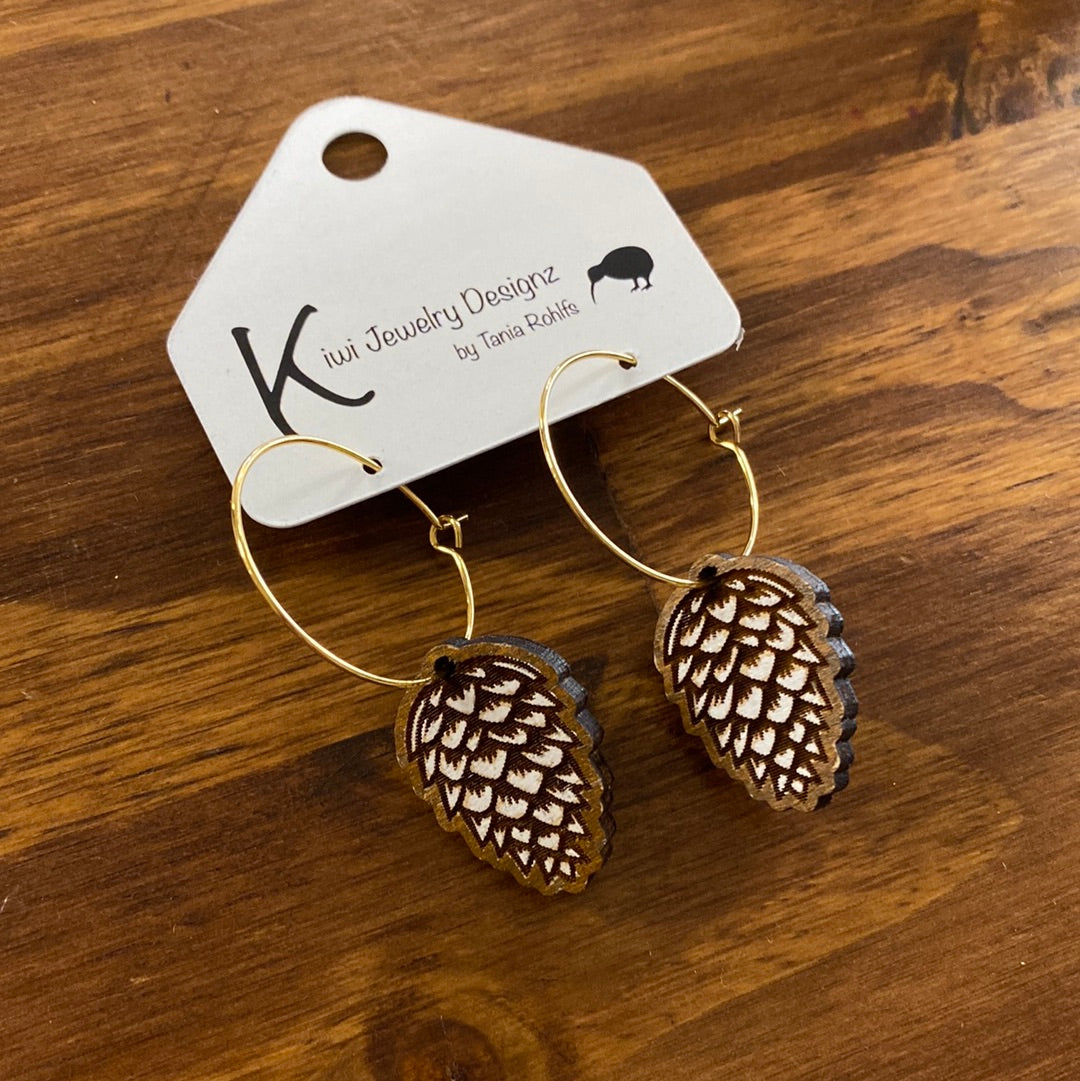 Kiwi Jewelry Designz - Wooden Earrings