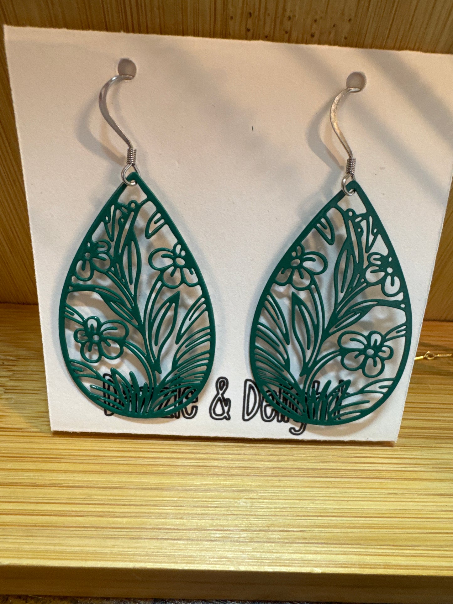 Dazzle and Delight Earrings