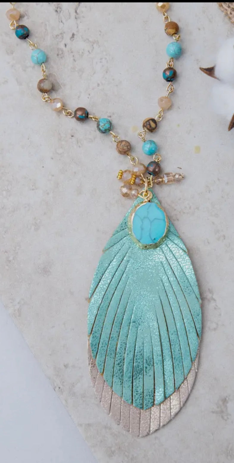 Southern Sparkle Cosmetic Jewelry necklace