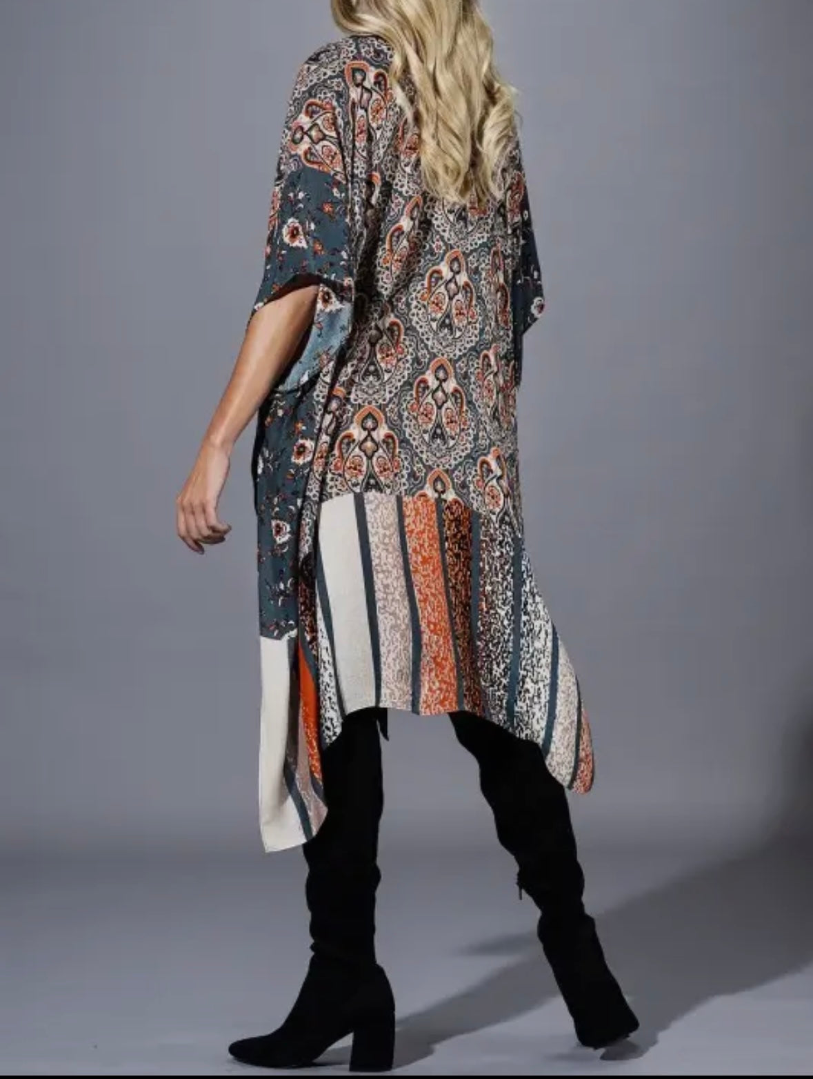 Kozy Kolors Kimono