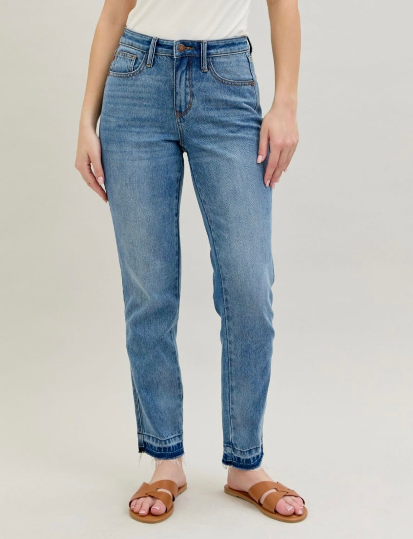 Judy Blue MR Rigid Magic Release Hem Boyfriend Fit