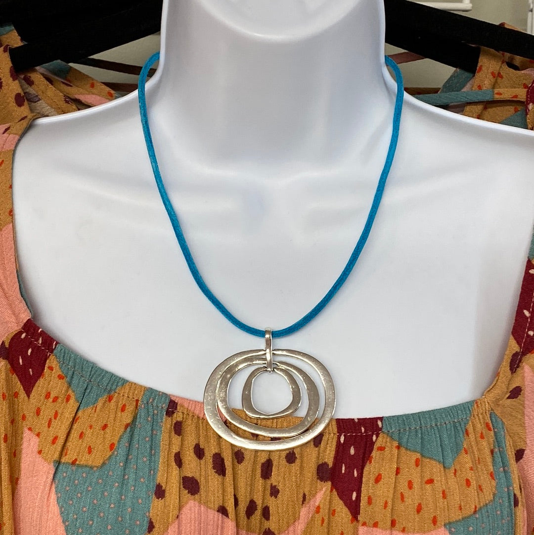 Kiwi Jewelry Designz - Necklaces