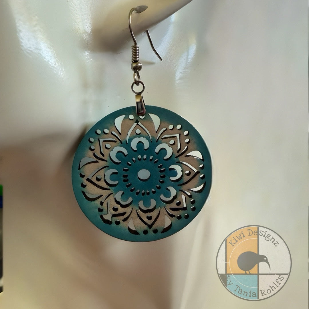 Floral motif cutout wooden earrings