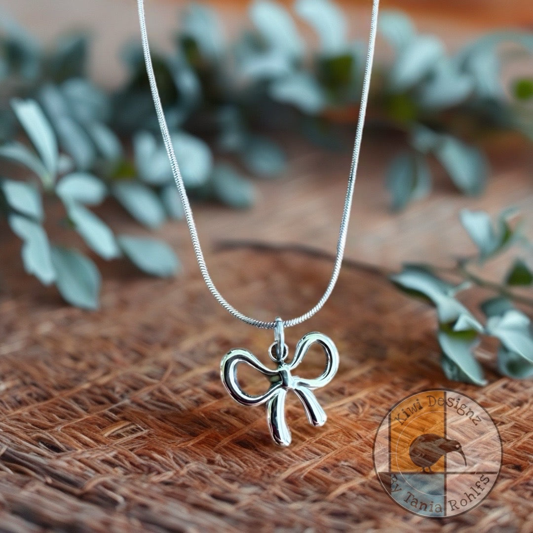 Small Bow Necklace
