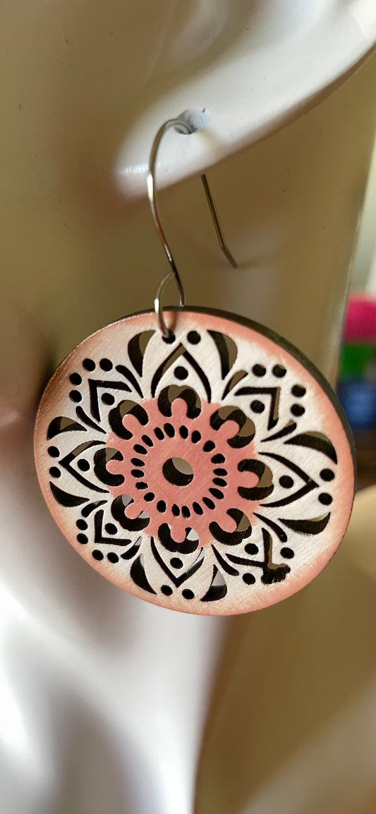 Floral motif cutout wooden earrings