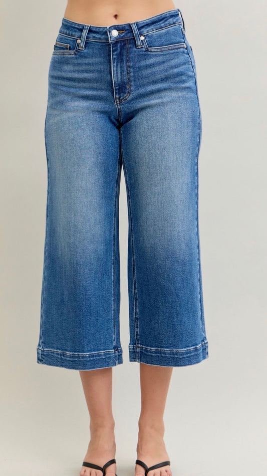 Judy Blue MR Wide Hem Capri