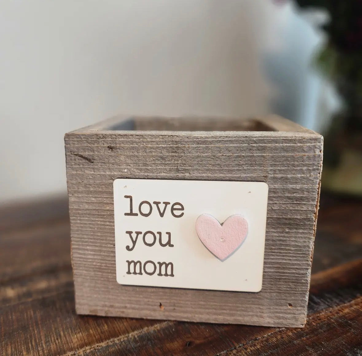 MOM Rustic Wooden Planter