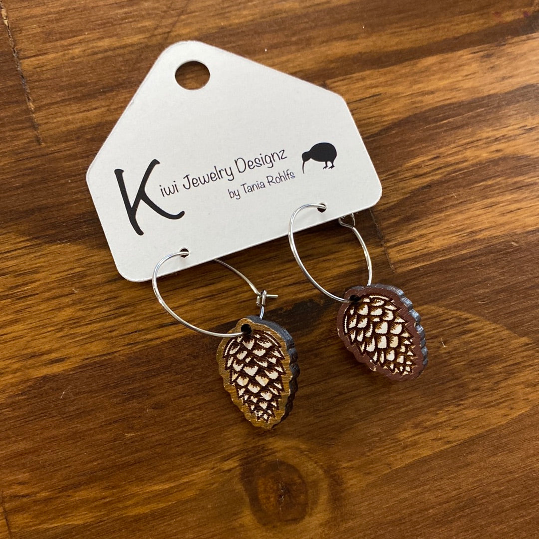 Kiwi Jewelry Designz - Wooden Earrings