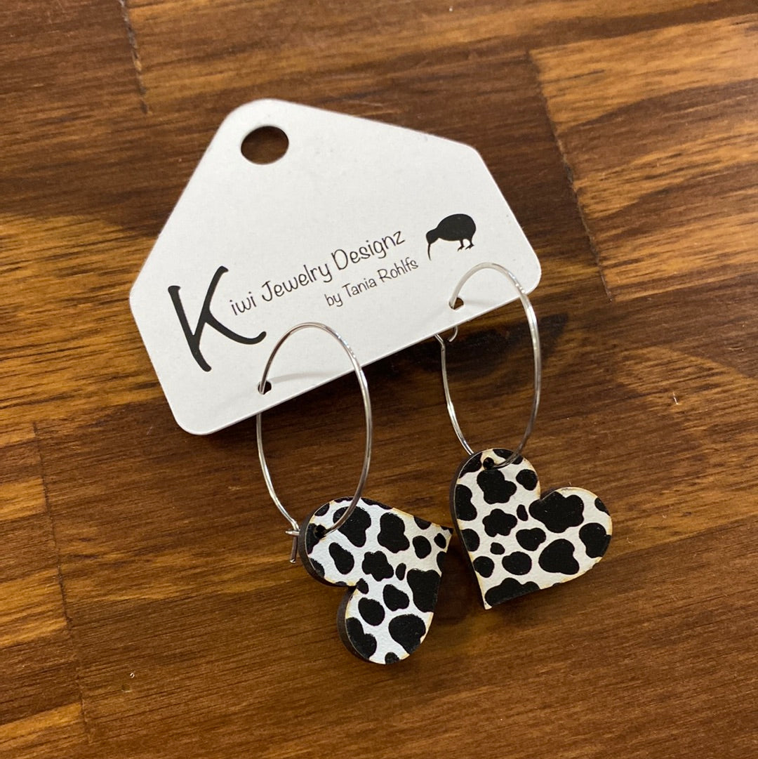 Kiwi Jewelry Designz - Wooden Earrings