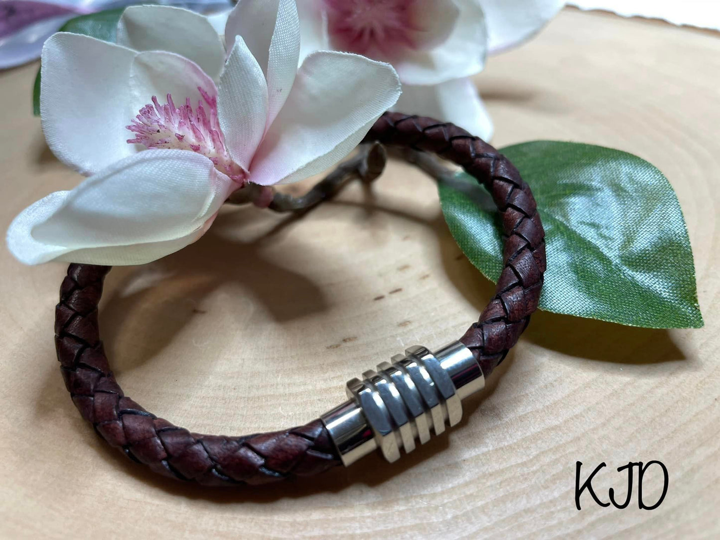 Kiwi Jewelry Designz - Bracelets