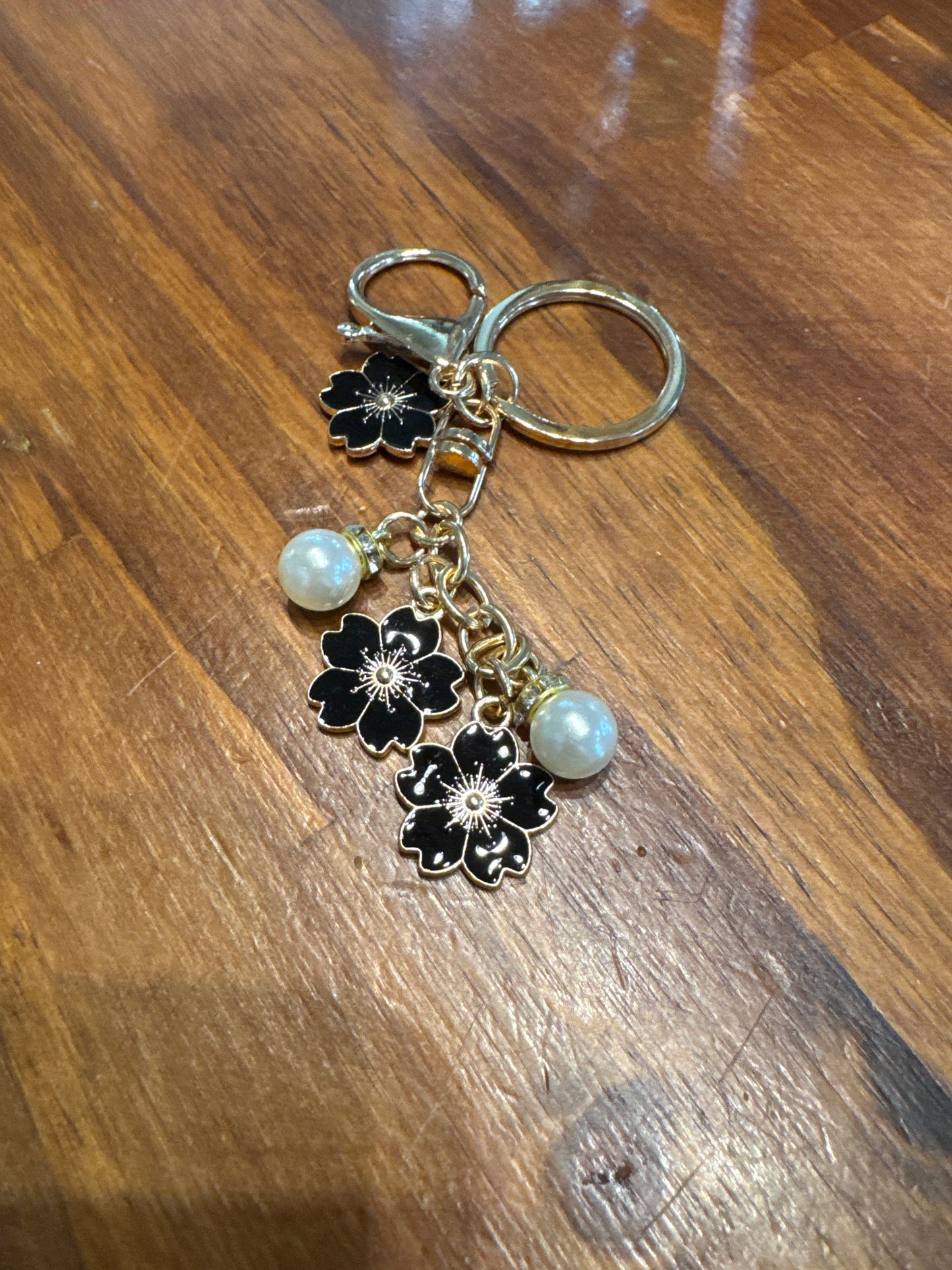Floral and Pearl Purse Charms/Keychain