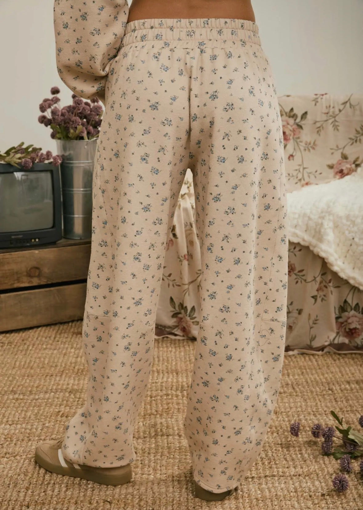 Delightful Ditsy Floral Sweatpants