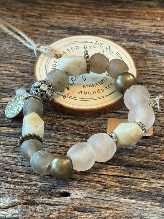 White Sea glass and Labradorite bead Stretch Bracelet