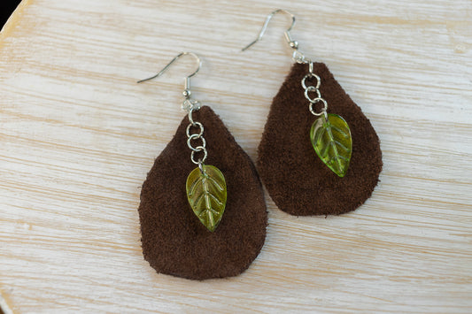 Leather Earrings with Leaf