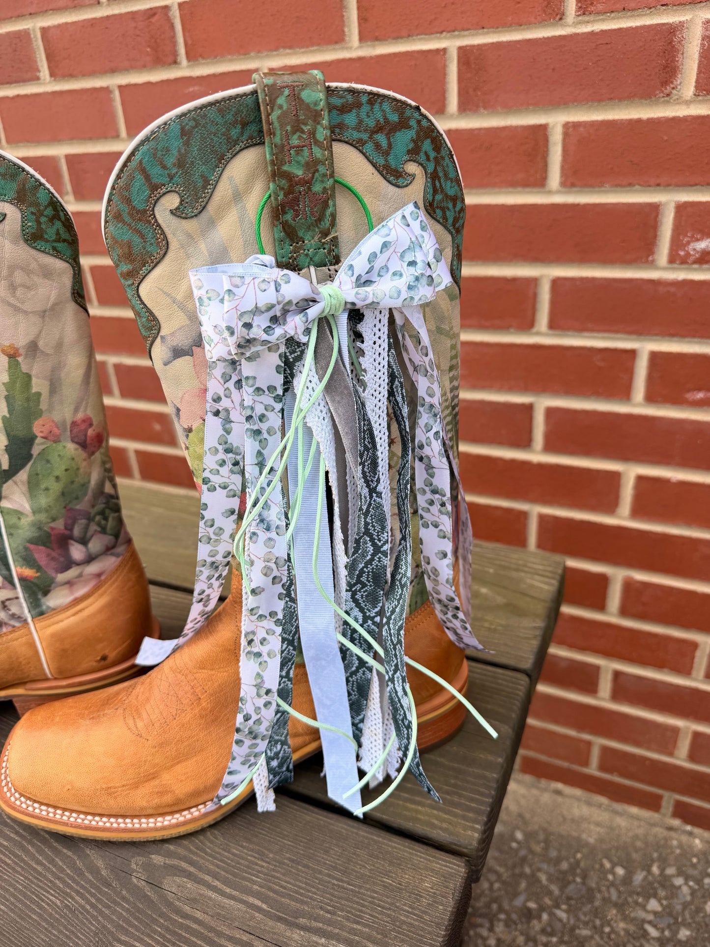 Moss and Mint Green Custom Boot Bows