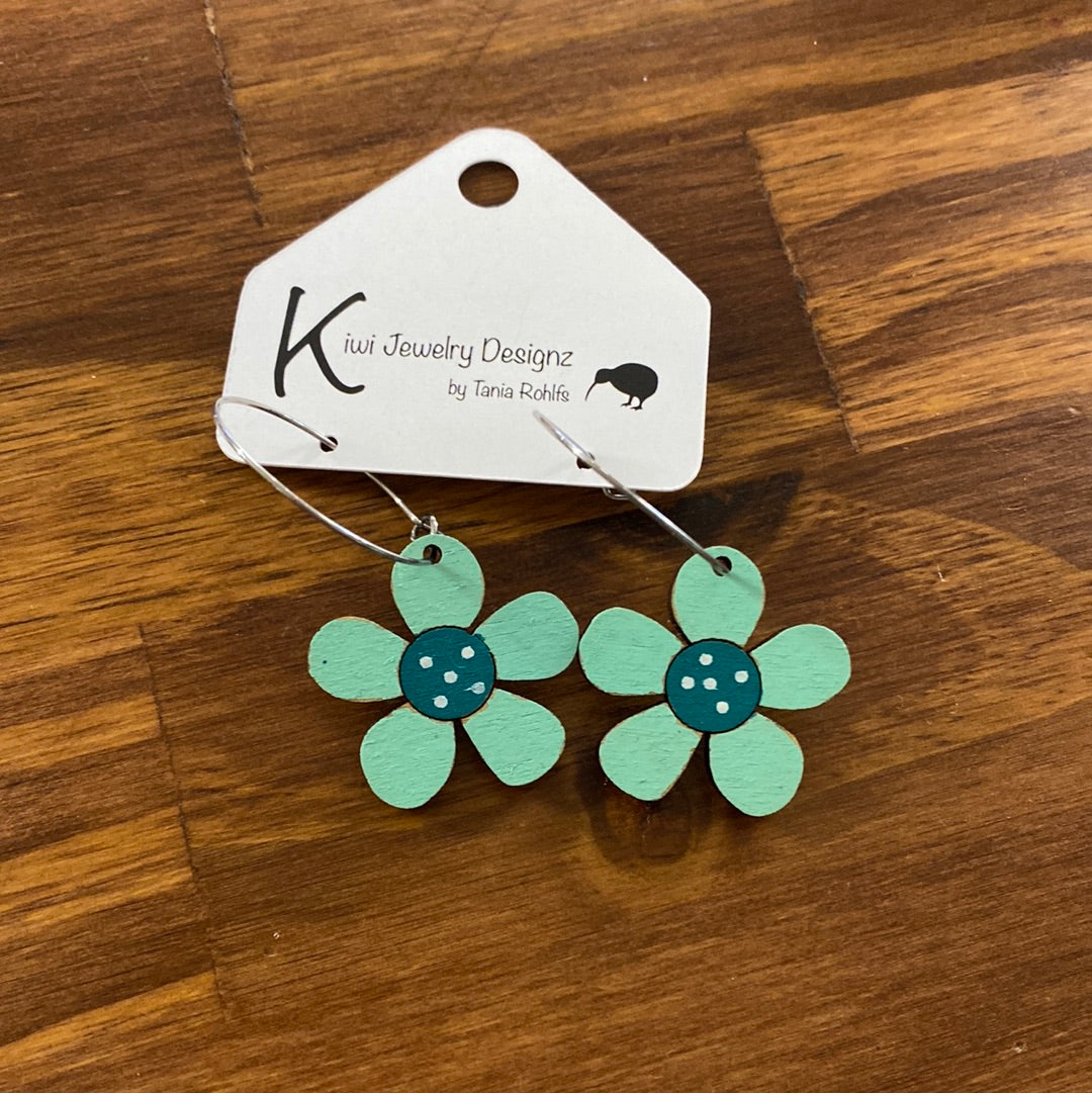 Kiwi Jewelry Designz - Wooden Earrings