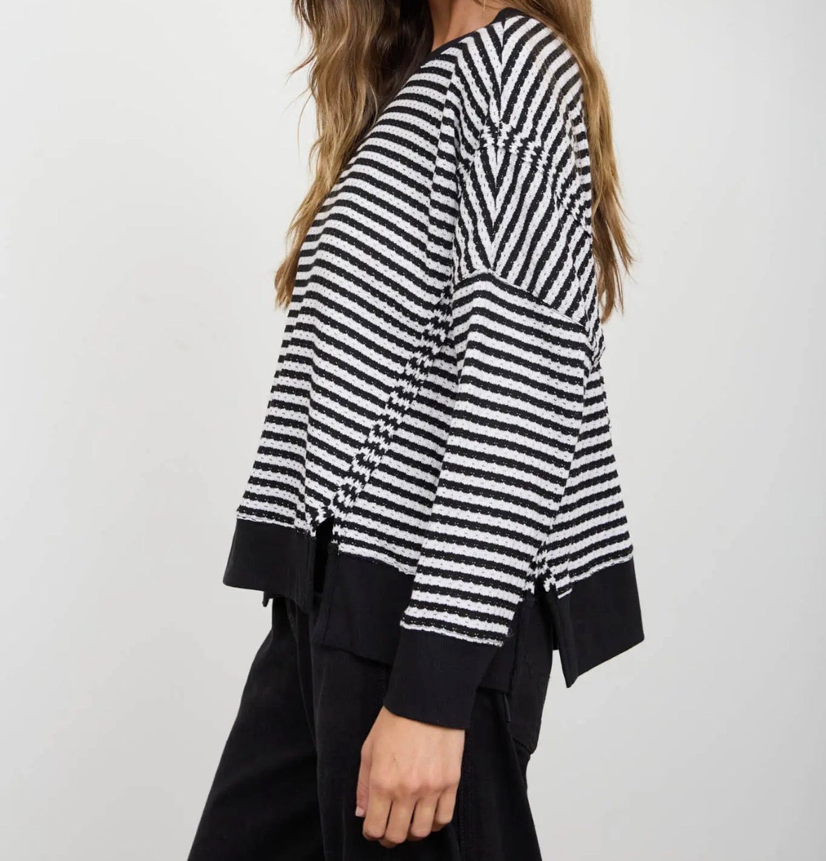 Splendid Split Hem Long Sleeve Top