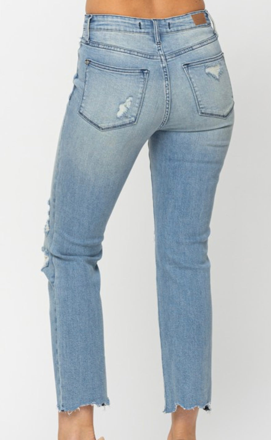 Judy Blue MR Destroyed Crop Straight Fit Jeans