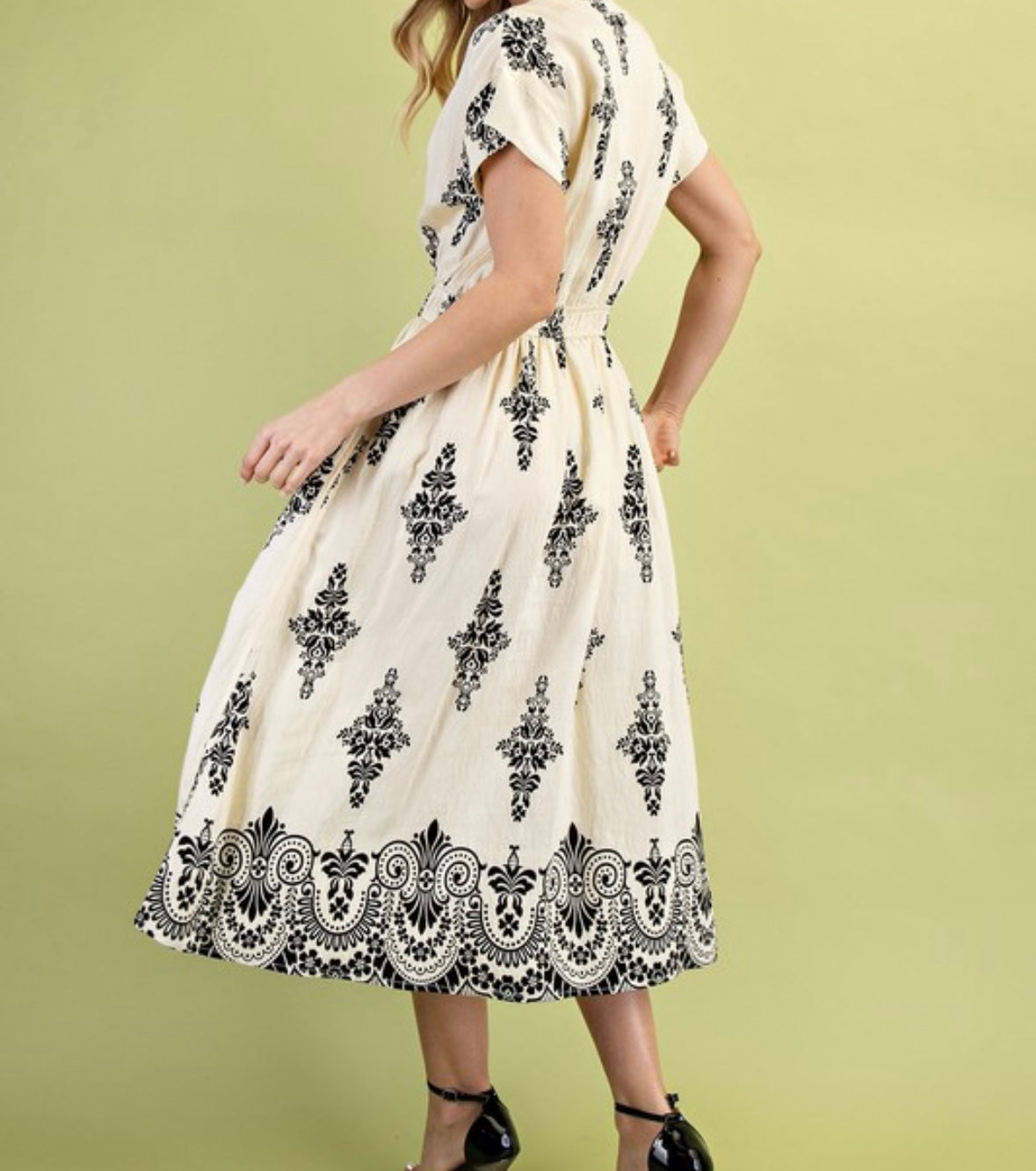 Pretty Print V Neck Dress