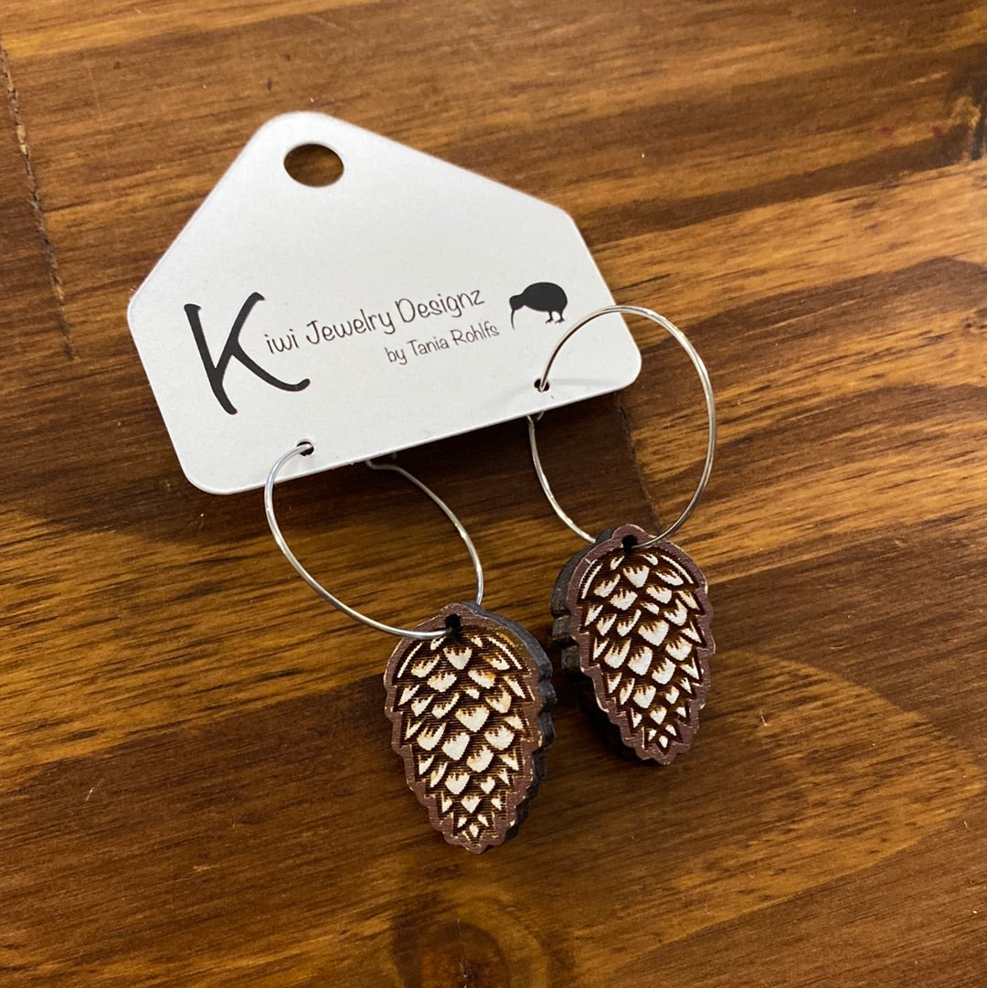 Kiwi Jewelry Designz - Wooden Earrings