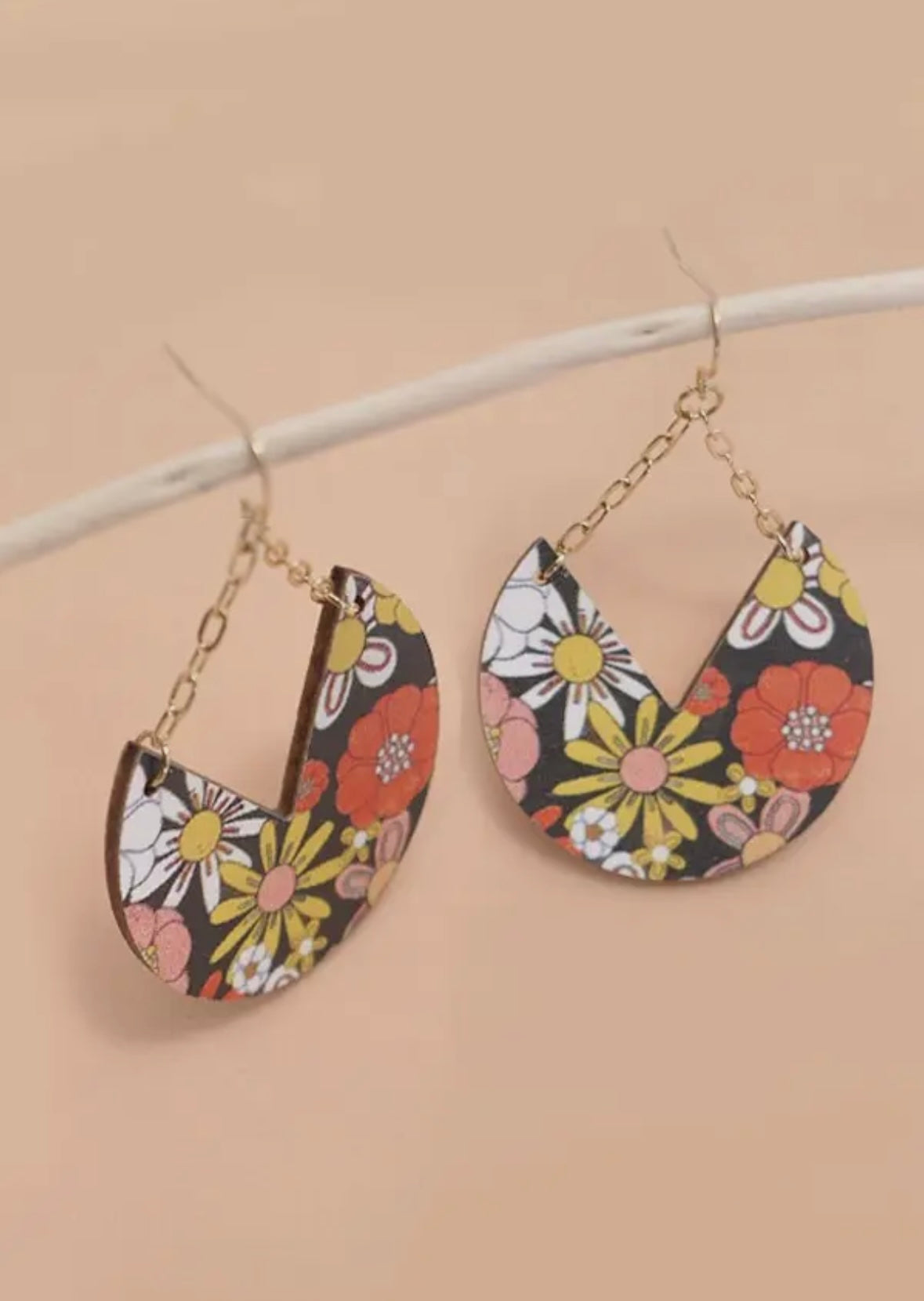 Floral Wooden Chain Drop Earrings