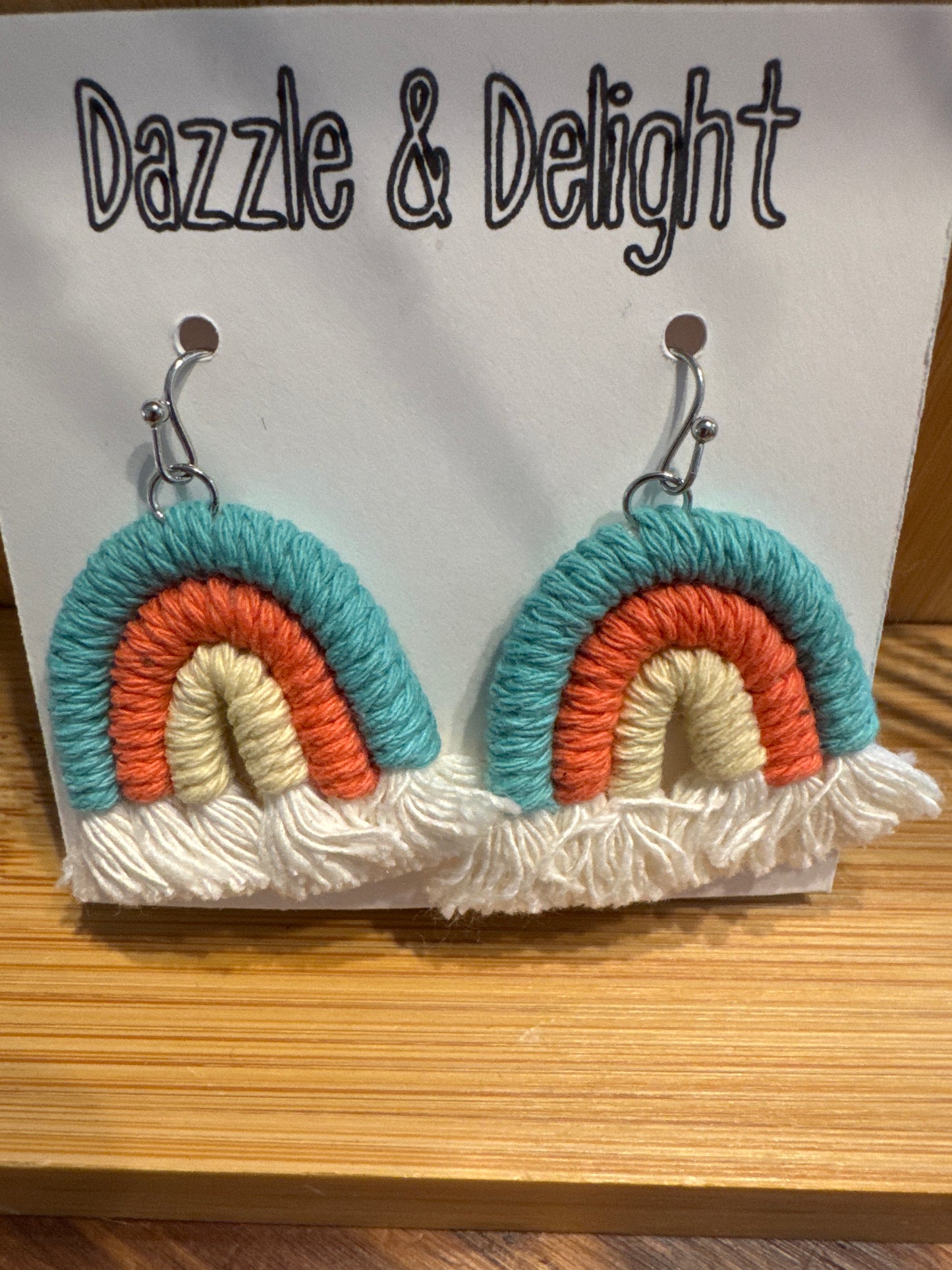 Dazzle and Delight Earrings