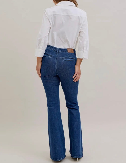 Judy Blue HW Flare with Patch Pockets Dark Wash