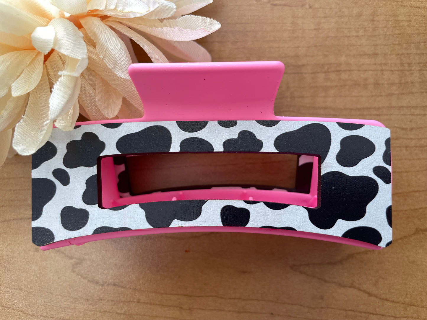 4" Wooden cutout cow print claw clip