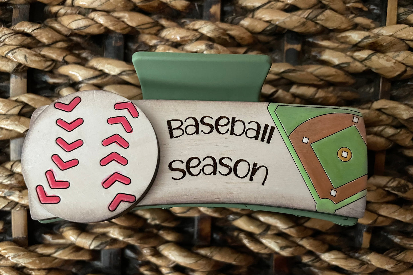 Baseball Season 4" claw clip