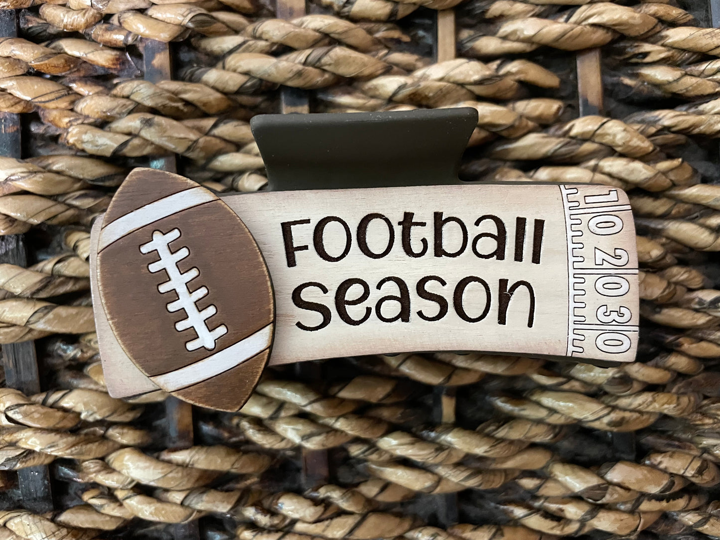 4" Football season claw clip