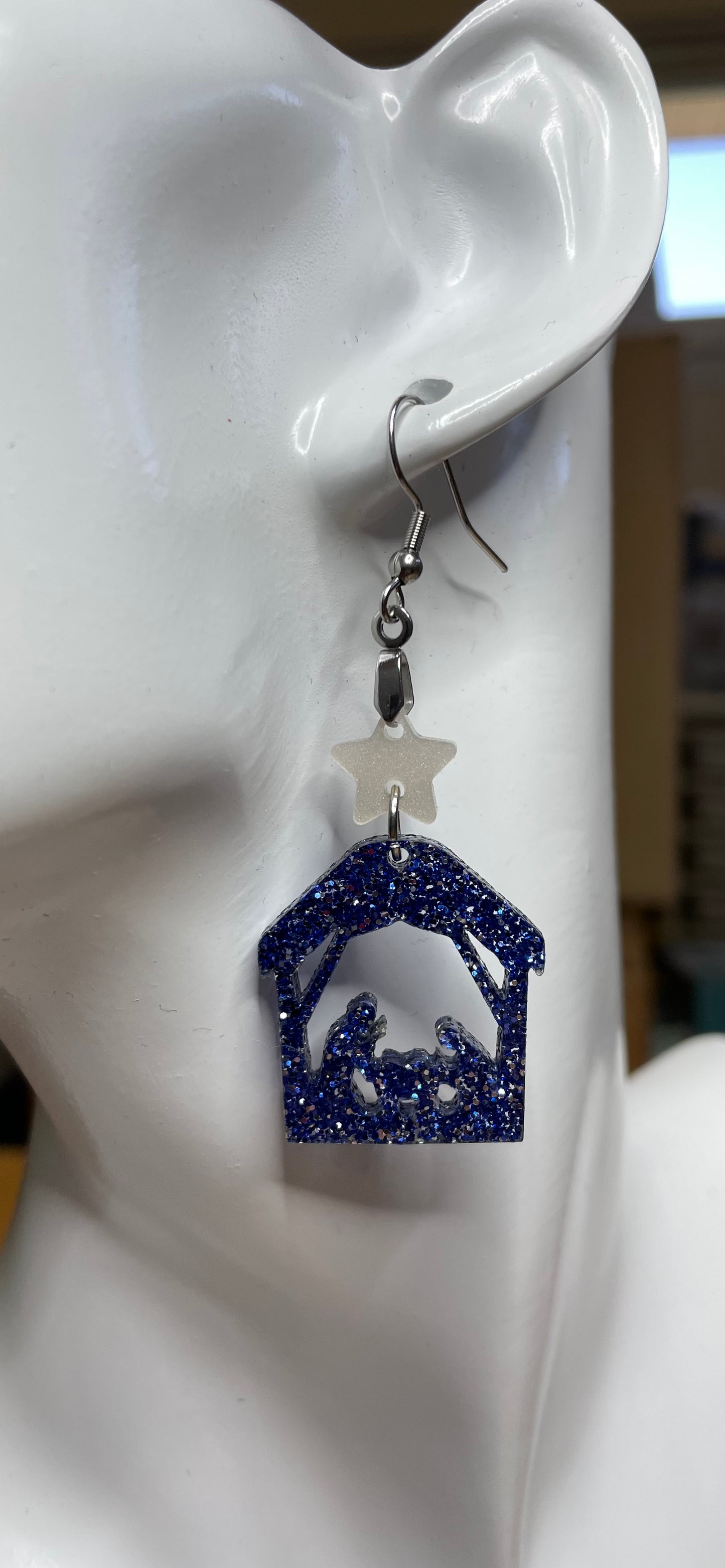 Away in a Manger drop earrings