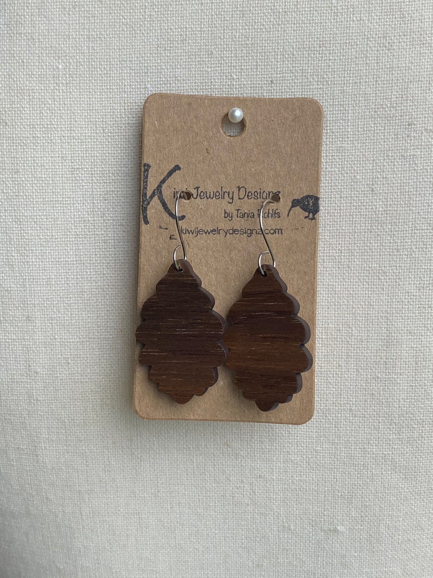 Kiwi Jewelry Designz - Wooden Earrings