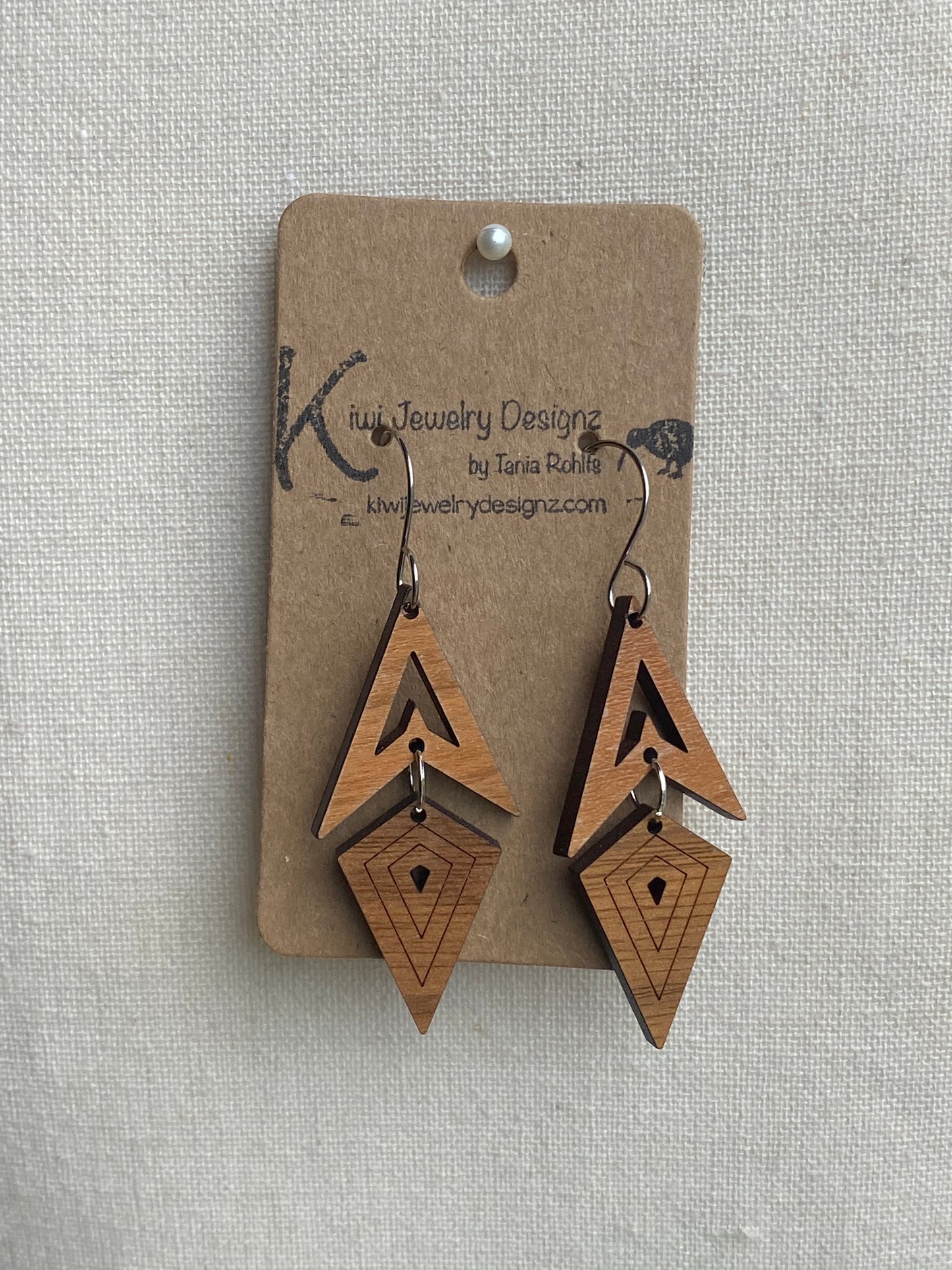 Kiwi Jewelry Designz - Wooden Earrings