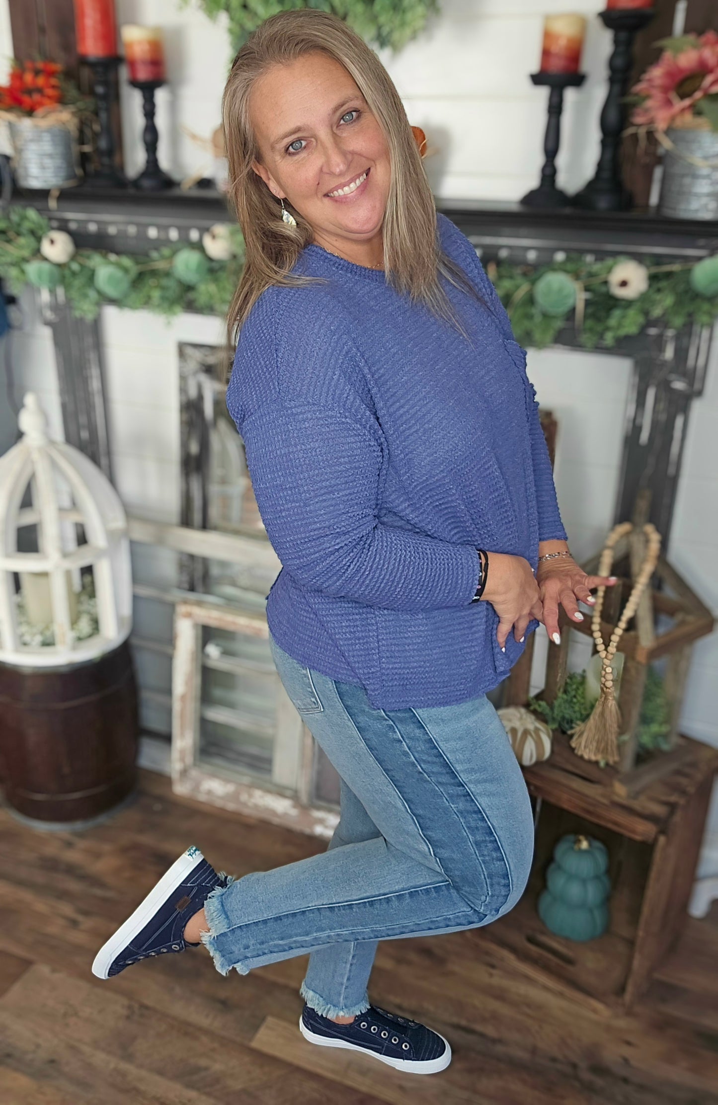 Judy Blue HW Side Panel Hi Low Fray Hem Slim Fit