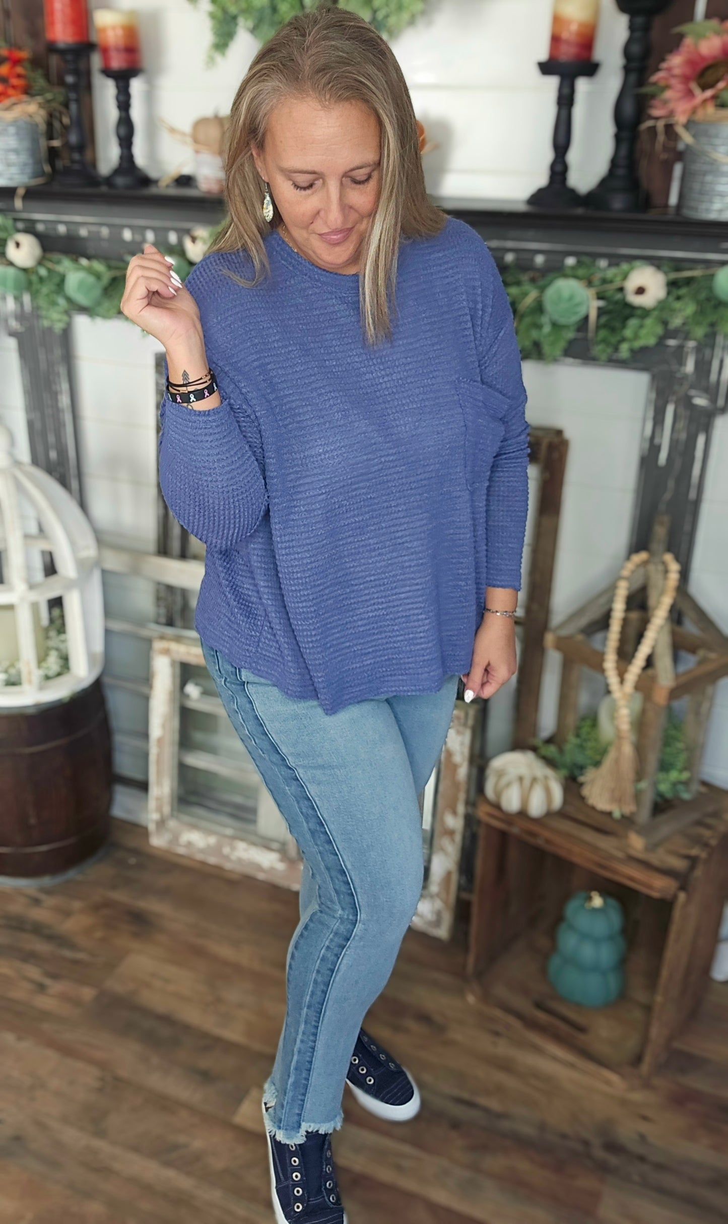 Judy Blue HW Side Panel Hi Low Fray Hem Slim Fit